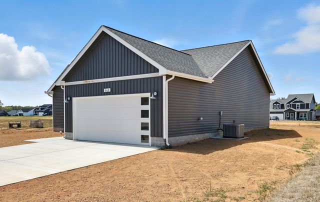 207 Donegal Dr, Clarksville, TN 37042