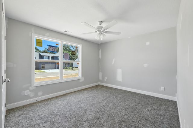 207 Donegal Dr, Clarksville, TN 37042