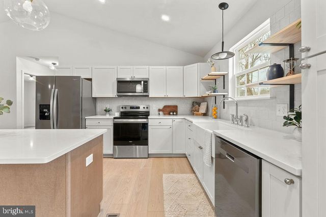 6014 COURTHOUSE RD, Spotsylvania, VA 22551