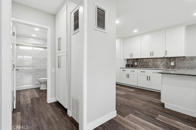 1860 W Glenoaks L, Anaheim, CA 92801