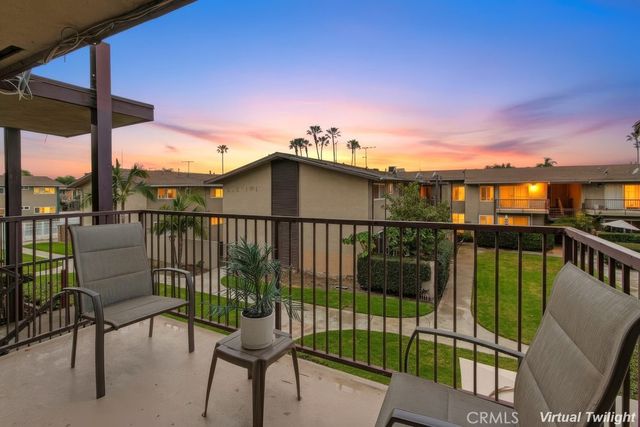 1860 W Glenoaks L, Anaheim, CA 92801