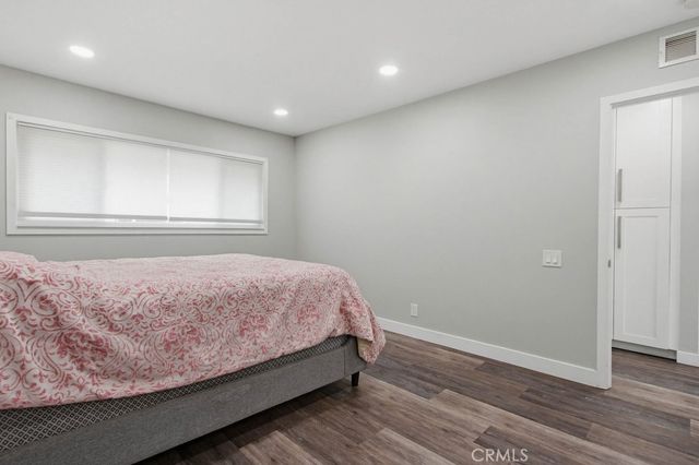 1860 W Glenoaks L, Anaheim, CA 92801