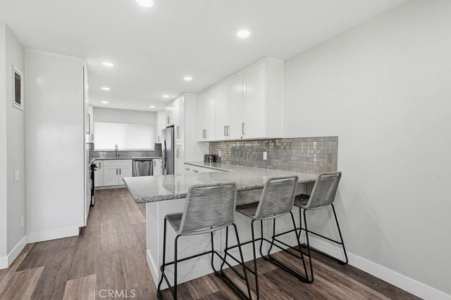 1860 W Glenoaks L, Anaheim, CA 92801