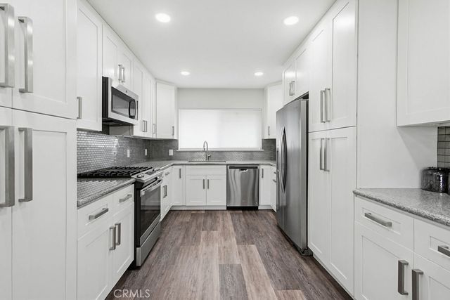 1860 W Glenoaks L, Anaheim, CA 92801