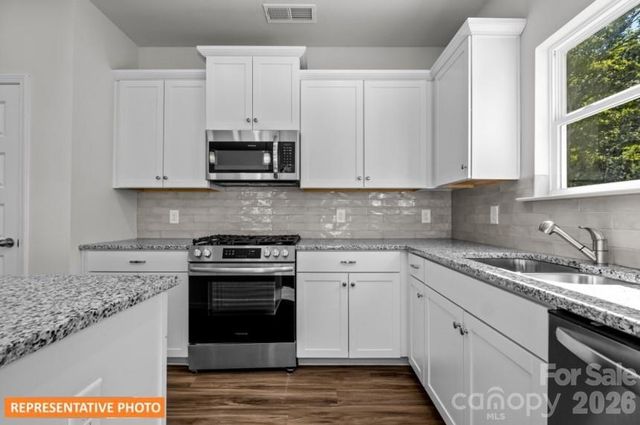 4239 Ruth Creek Court, Charlotte, NC 28216
