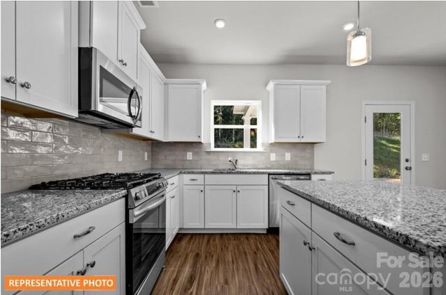 4239 Ruth Creek Court, Charlotte, NC 28216