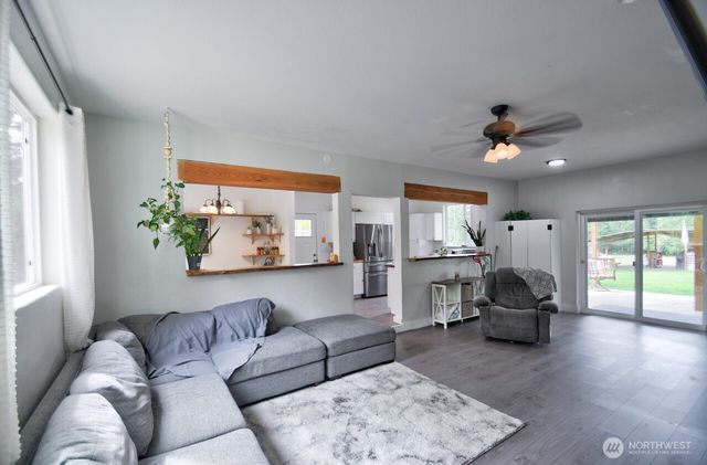 253 Kruger Road #B, Onalaska, WA 98570