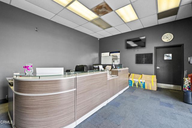 3549 E Colorado Boulevard, Pasadena, CA 91107