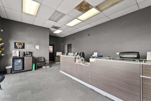 3549 E Colorado Boulevard, Pasadena, CA 91107