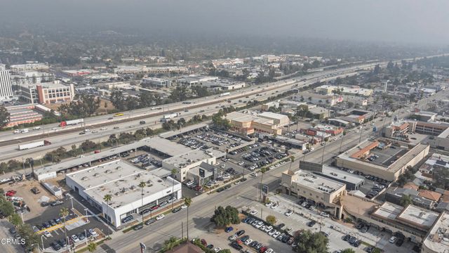 3549 E Colorado Boulevard, Pasadena, CA 91107