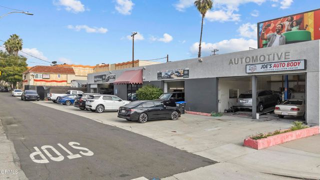 3549 E Colorado Boulevard, Pasadena, CA 91107