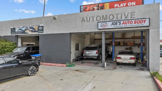 3549 E Colorado Boulevard, Pasadena, CA 91107