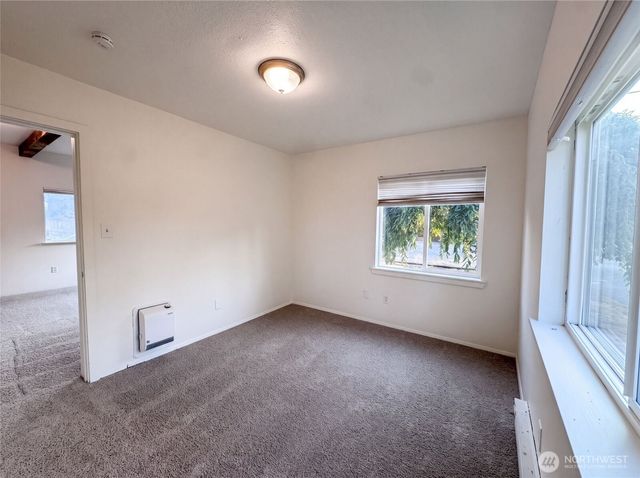 7507 Lower Ridge Road, Everett, WA 98203