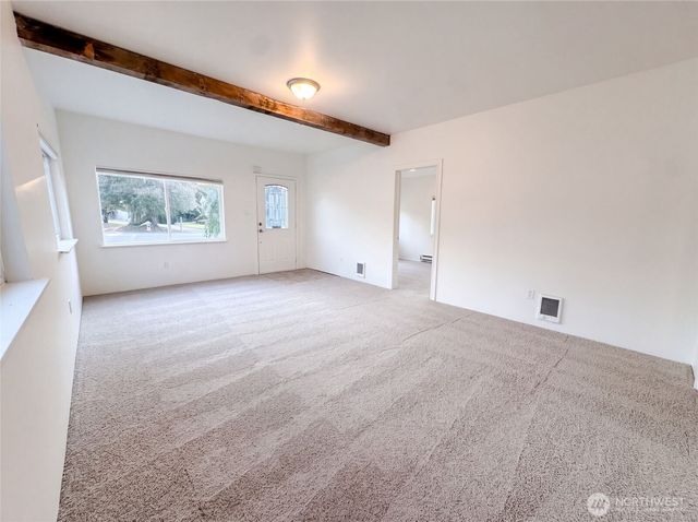 7507 Lower Ridge Road, Everett, WA 98203