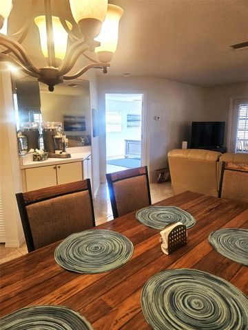 307 PINE HOLLOW CIRCLE 307, Englewood, FL 34223