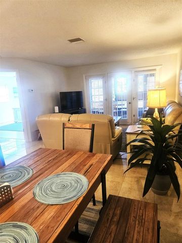 307 PINE HOLLOW CIRCLE 307, Englewood, FL 34223