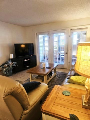 307 PINE HOLLOW CIRCLE 307, Englewood, FL 34223