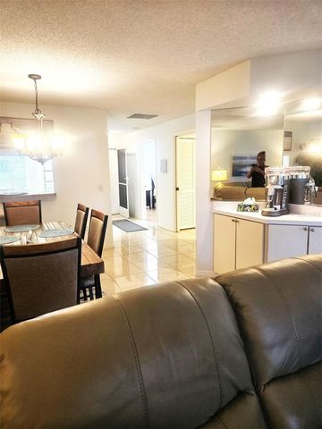 307 PINE HOLLOW CIRCLE 307, Englewood, FL 34223