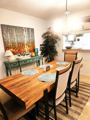 307 PINE HOLLOW CIRCLE 307, Englewood, FL 34223