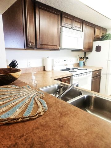 307 PINE HOLLOW CIRCLE 307, Englewood, FL 34223