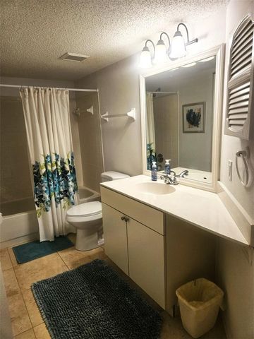 307 PINE HOLLOW CIRCLE 307, Englewood, FL 34223