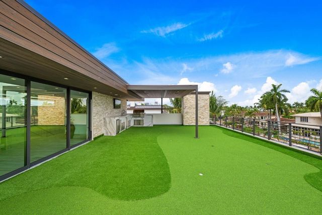 2437 Delmar Place, Fort Lauderdale, FL 33301