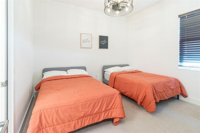 1922 6TH ST E, Palmetto, FL 34221