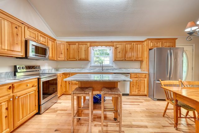 1903 Bell Eagle Drive, Hiawassee, GA 30546