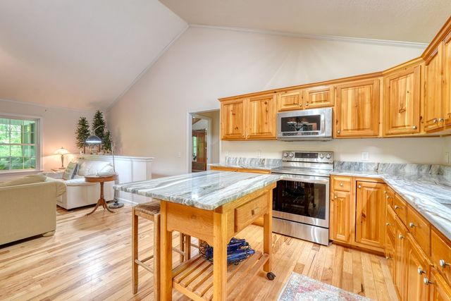 1903 Bell Eagle Drive, Hiawassee, GA 30546