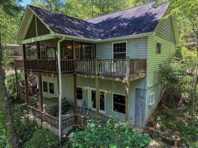 1903 Bell Eagle Drive, Hiawassee, GA 30546