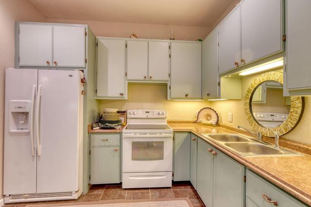 1903 Bell Eagle Drive, Hiawassee, GA 30546