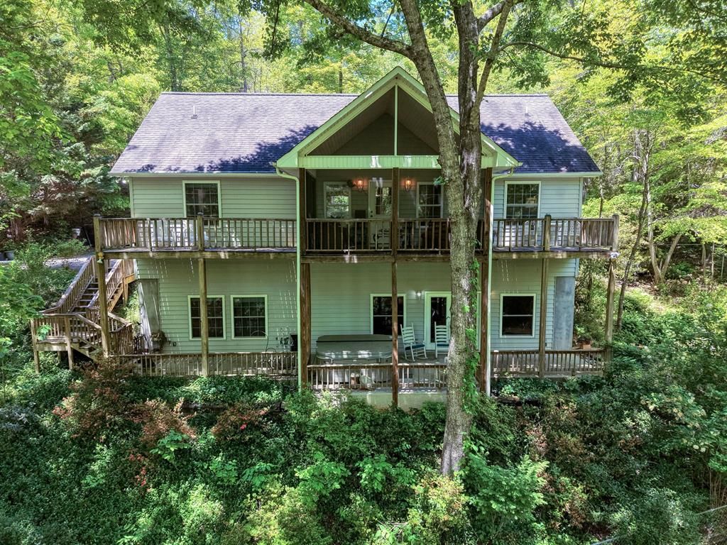 1903 Bell Eagle Drive, Hiawassee, GA 30546