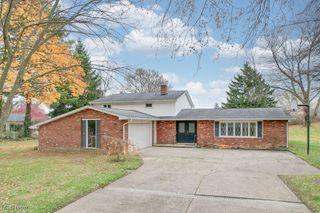 6090 Wiclif Street NE, Canton, OH 44721