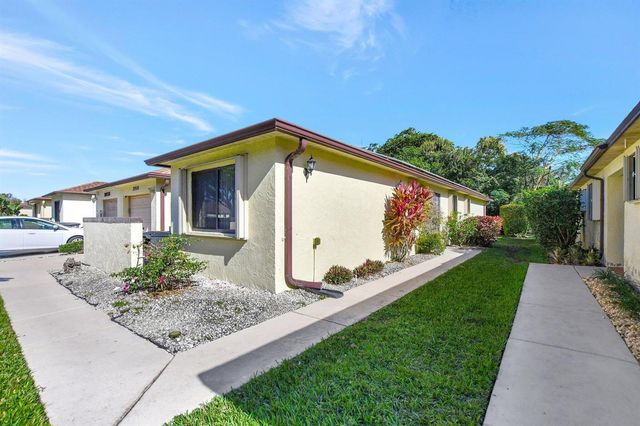 20936 Concord Green Drive E, Boca Raton, FL 33433