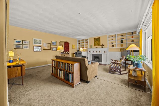 83 North Brook Street, Geneva City, NY 14456