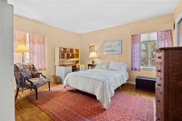 83 North Brook Street, Geneva City, NY 14456