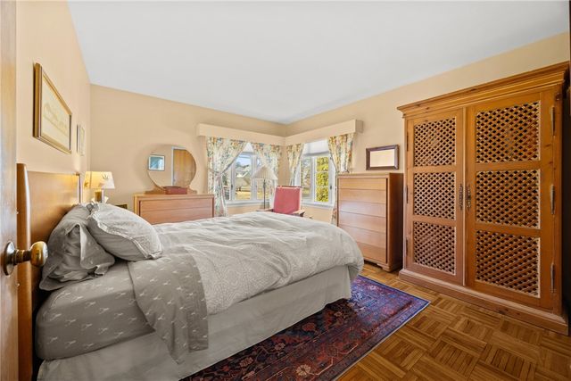 83 North Brook Street, Geneva City, NY 14456