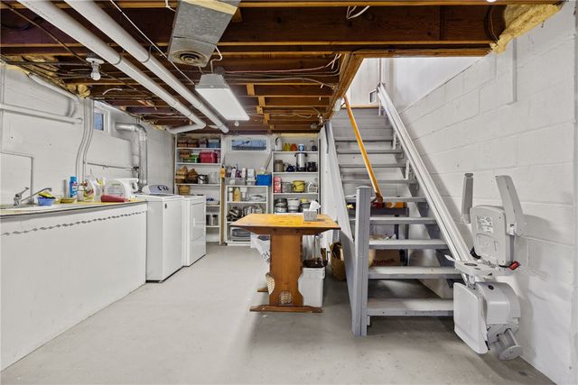 83 North Brook Street, Geneva City, NY 14456