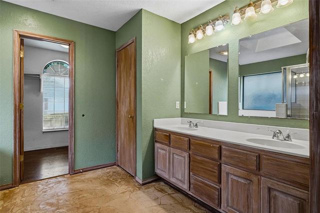 1401 NW 183rd Terrace, Edmond, OK 73012