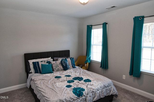 17 N Titus Lane, Wendell, NC 27591