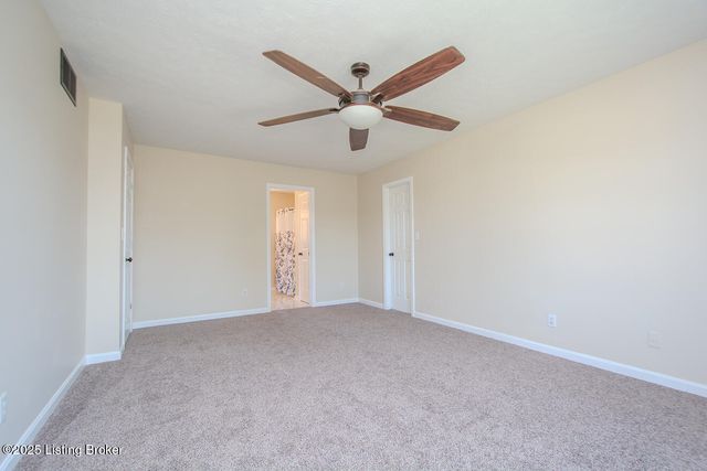 6909 Samuel Long Way, Louisville, KY 40229