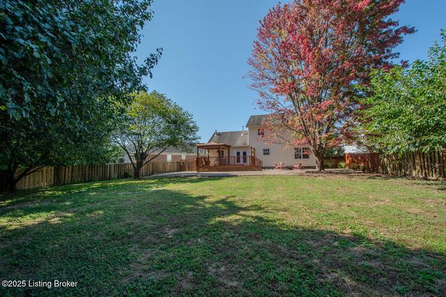 6909 Samuel Long Way, Louisville, KY 40229