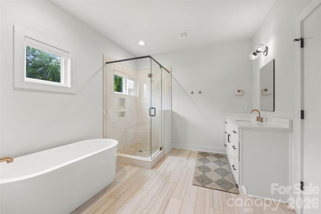 5916 Pepper Bush Lane, Charlotte, NC 28212