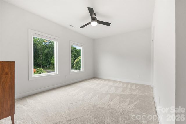 5916 Pepper Bush Lane, Charlotte, NC 28212