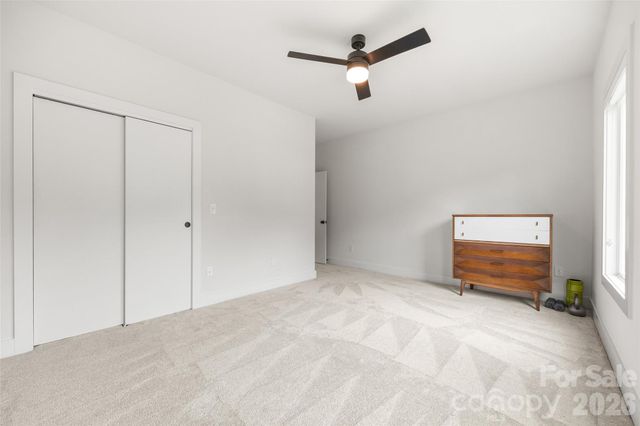 5916 Pepper Bush Lane, Charlotte, NC 28212