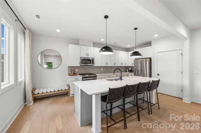 5916 Pepper Bush Lane, Charlotte, NC 28212