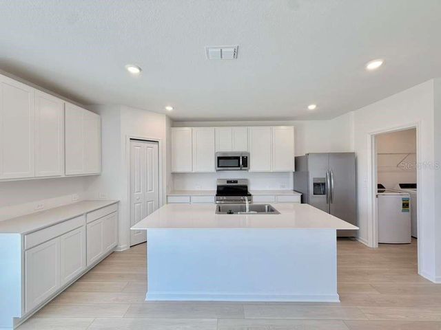 6472 DOMIZIO DRIVE, Winter Haven, FL 33884