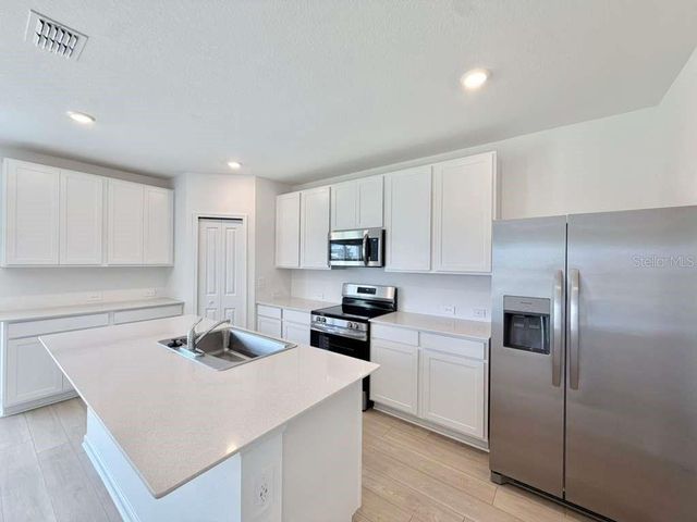 6472 DOMIZIO DRIVE, Winter Haven, FL 33884