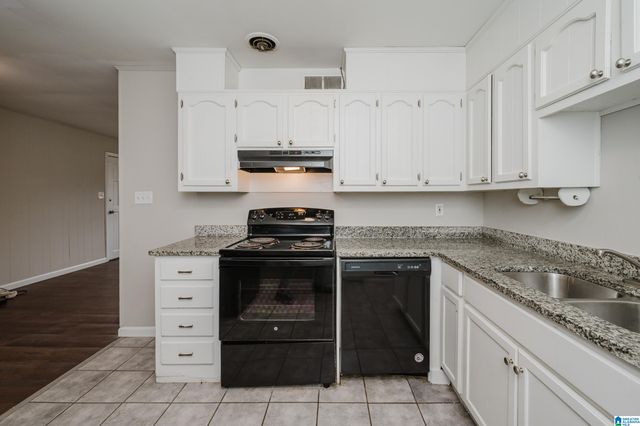 200 WOODWARD DRIVE, Hueytown, AL 35023