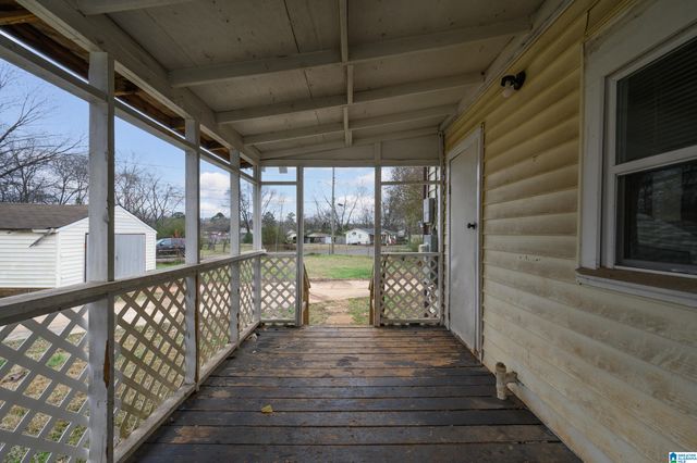 200 WOODWARD DRIVE, Hueytown, AL 35023